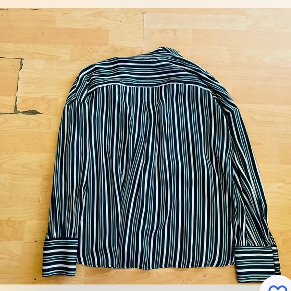 FREE PEOPLE Mad about you striped blouse size M white navy blue button down S20 - Picture 5 of 5